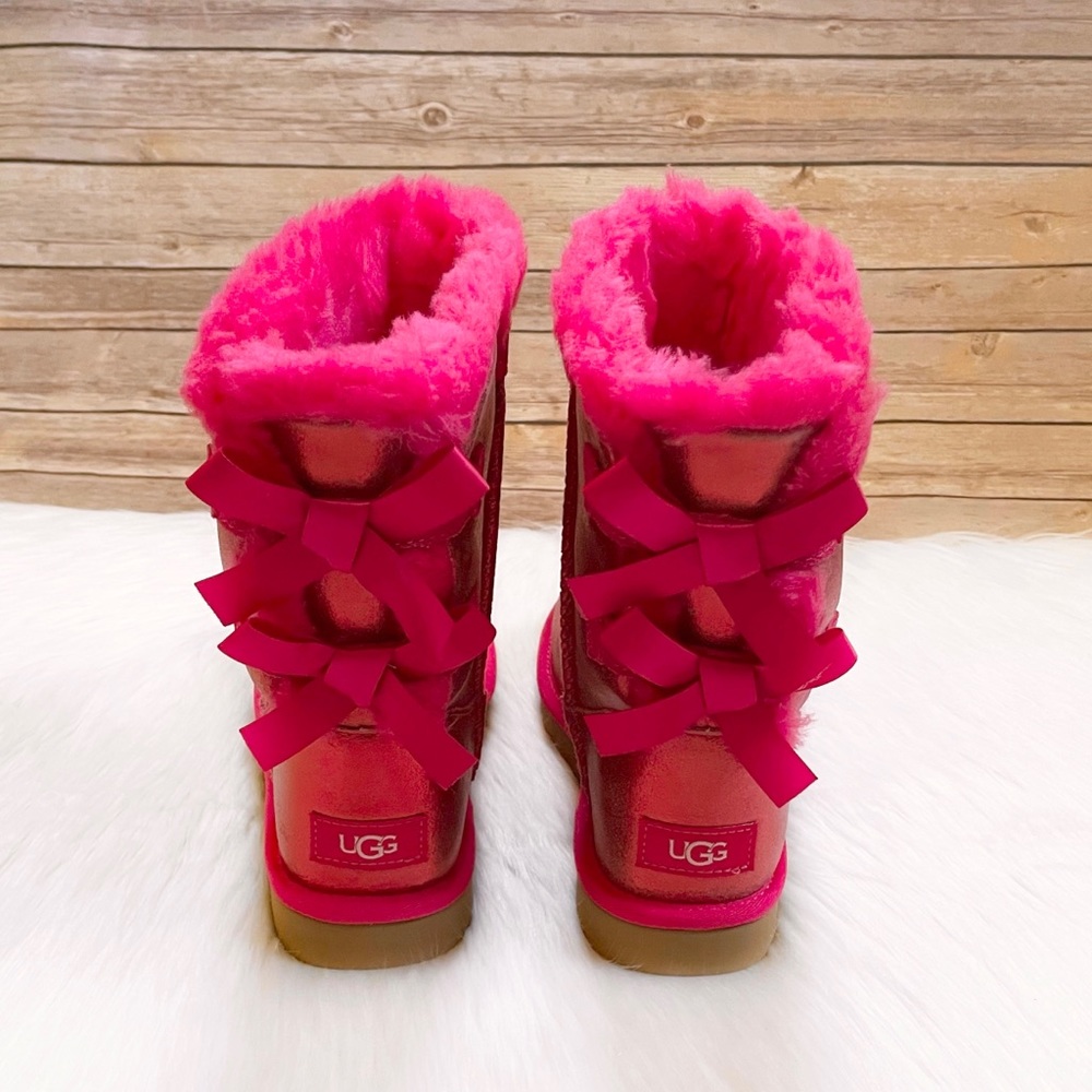 UGG Women’s Bailey Bow Glisten Boots - Picture 3 of 9